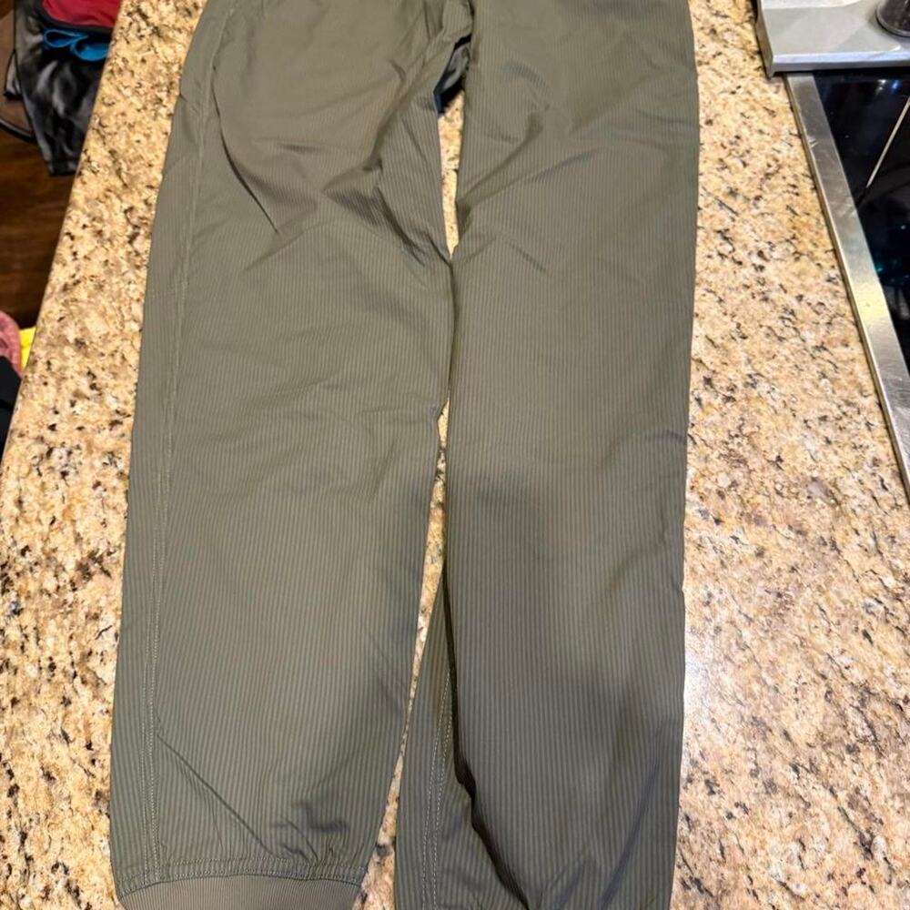 Zyia active olive green nylon joggers